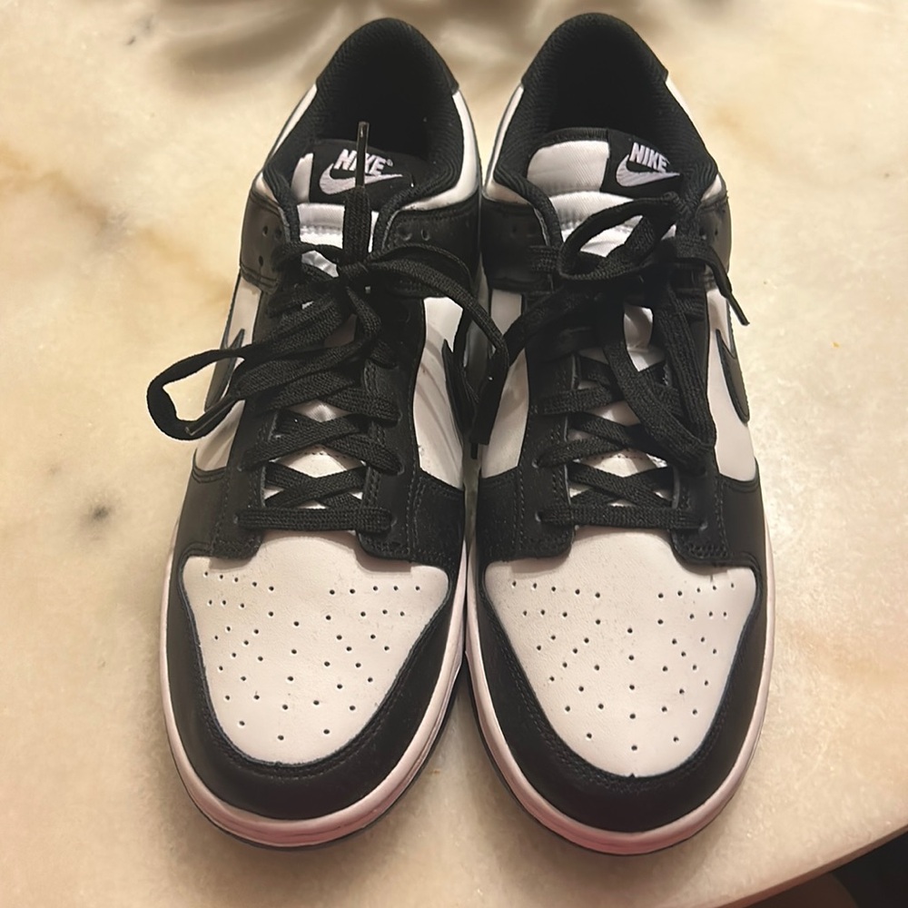 Nike Panda Dunks